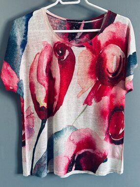 Funsport Vibrant Floral T-shirt Women's M NWOT